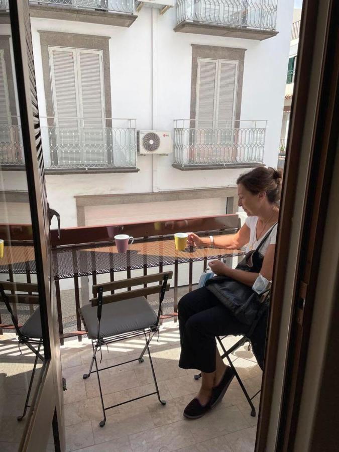 Central Funchal Apartment - Garden - Free Parking & Ac Exteriör bild